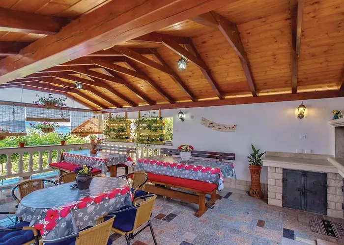 アパート Awesome In ノヴィ・ヴィノドロスキー